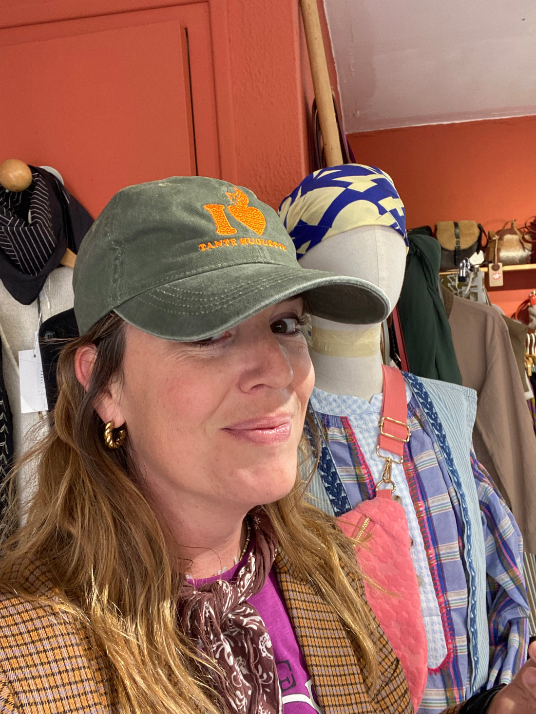 CASQUETTE TANTE HUGUETTE