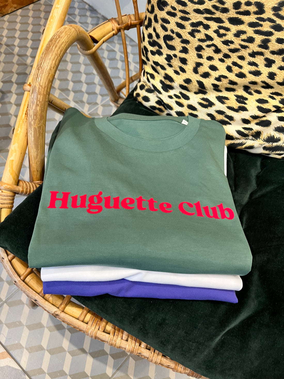 TEESHIRT CROP CLUB